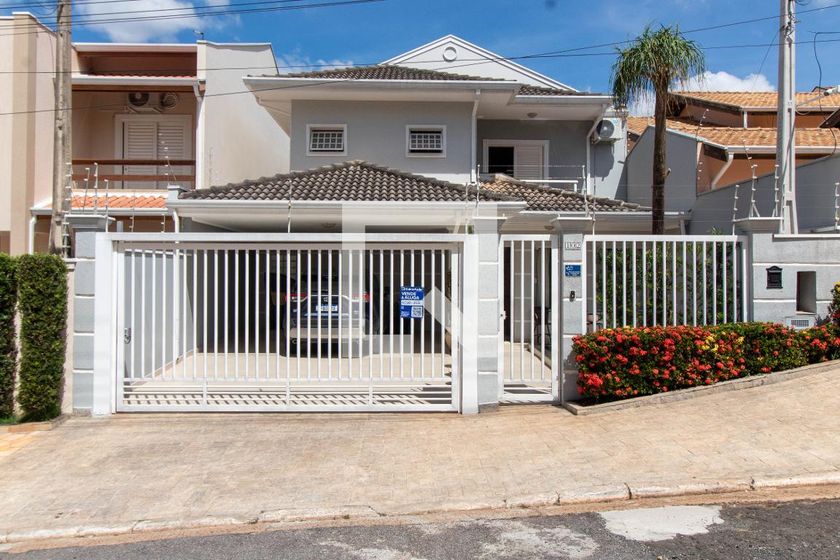 Casa à Venda - Mansões Santo Antônio, 4 Quartos,  275 m2 em , Campinas - sp | SoloBR