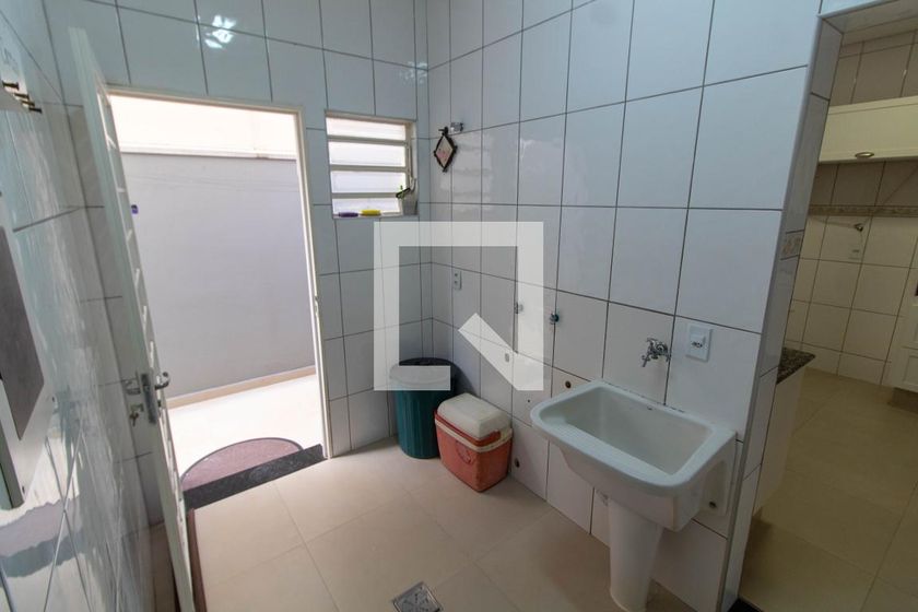 Casa à Venda - Mansões Santo Antônio, 4 Quartos,  275 m2 em , Campinas - sp | SoloBR
