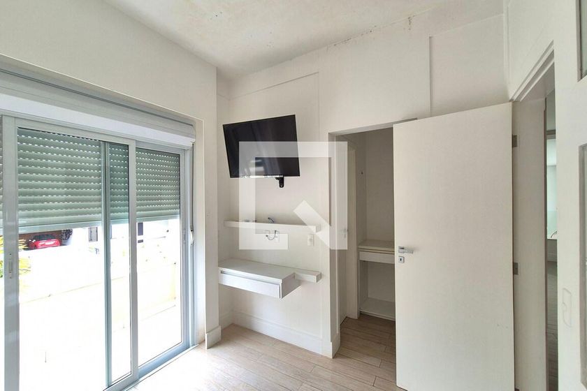 Casa à Venda - Swiss Park, 5 Quartos,  583 m2 em , Campinas - sp | SoloBR