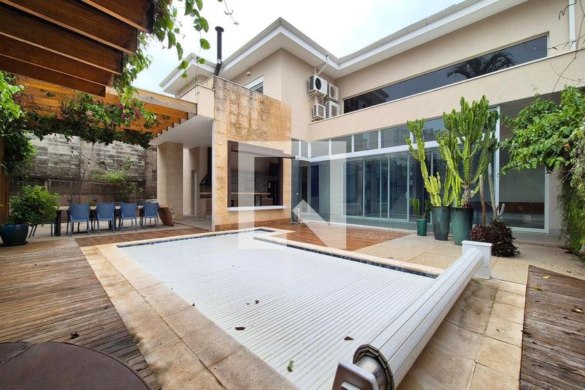 Casa à Venda - Swiss Park, 5 Quartos,  583 m2 em , Campinas - sp | SoloBR