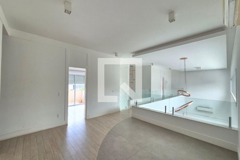 Casa à Venda - Swiss Park, 5 Quartos,  583 m2 em , Campinas - sp | SoloBR