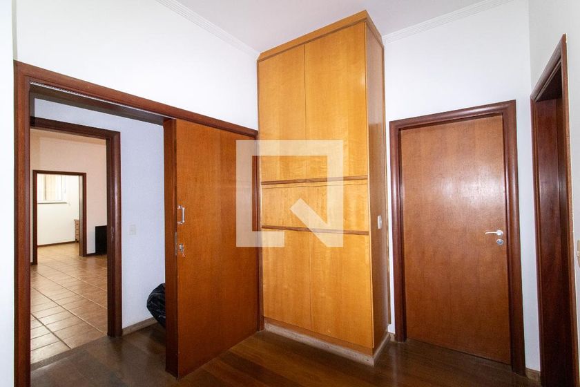 Casa à Venda - Jardim Chapadão, 6 Quartos,  444 m2 em , Campinas - sp | SoloBR