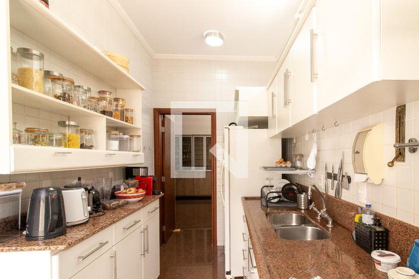 Casa à Venda - Jardim Chapadão, 6 Quartos,  444 m2 em , Campinas - sp | SoloBR