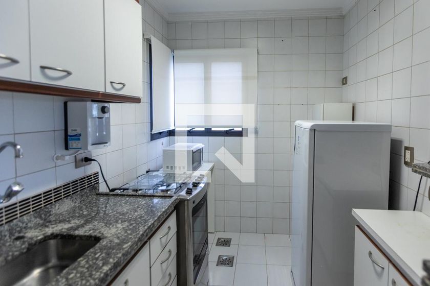 Apartamento à Venda - Cambuí, 1 Quarto,  68 m2 em , Campinas - sp | SoloBR