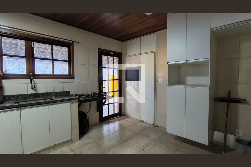 Casa, 2 quartos, 300 m² - Foto 45