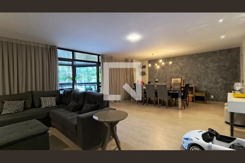 Apartamento, 3 quartos, 209 m² - Foto 1