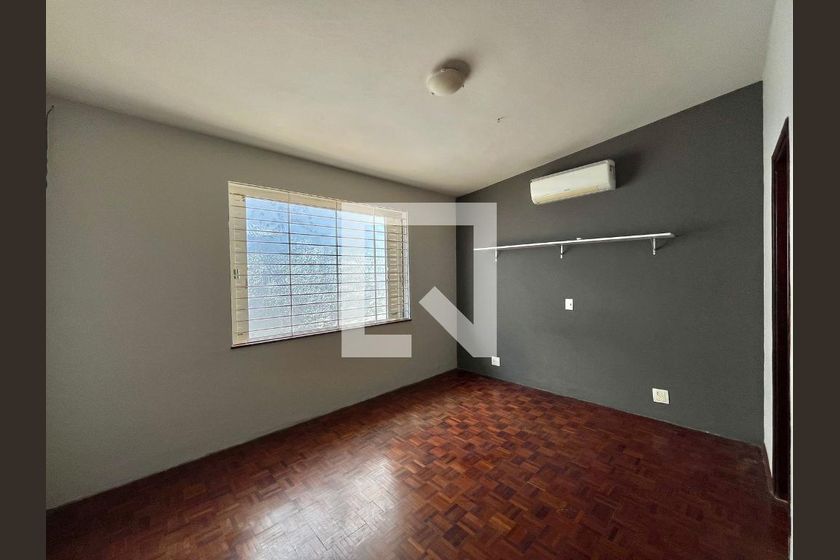 Casa à Venda - Jardim Flamboyant, 3 Quartos,  197 m2 em , Campinas - sp | SoloBR
