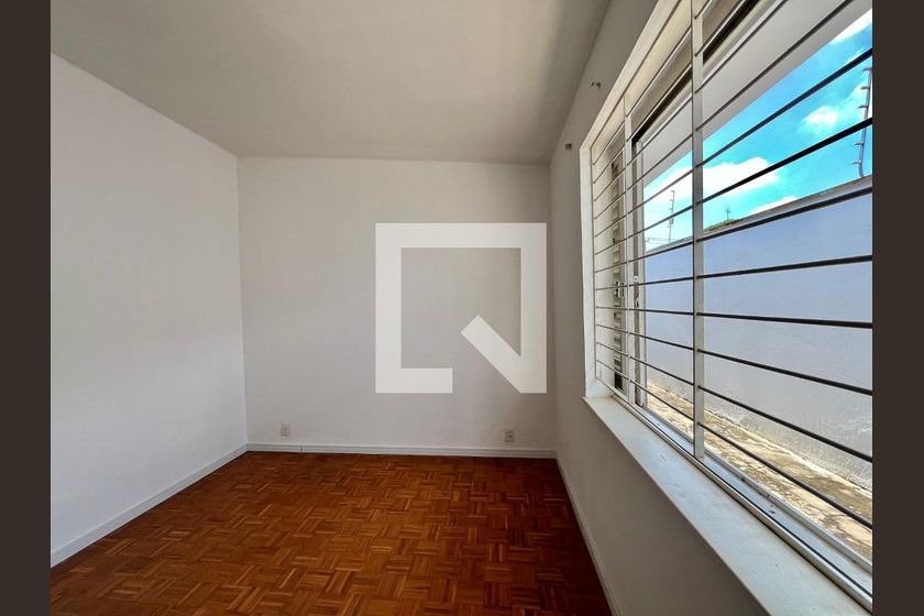 Casa à Venda - Jardim Flamboyant, 3 Quartos,  197 m2 em , Campinas - sp | SoloBR