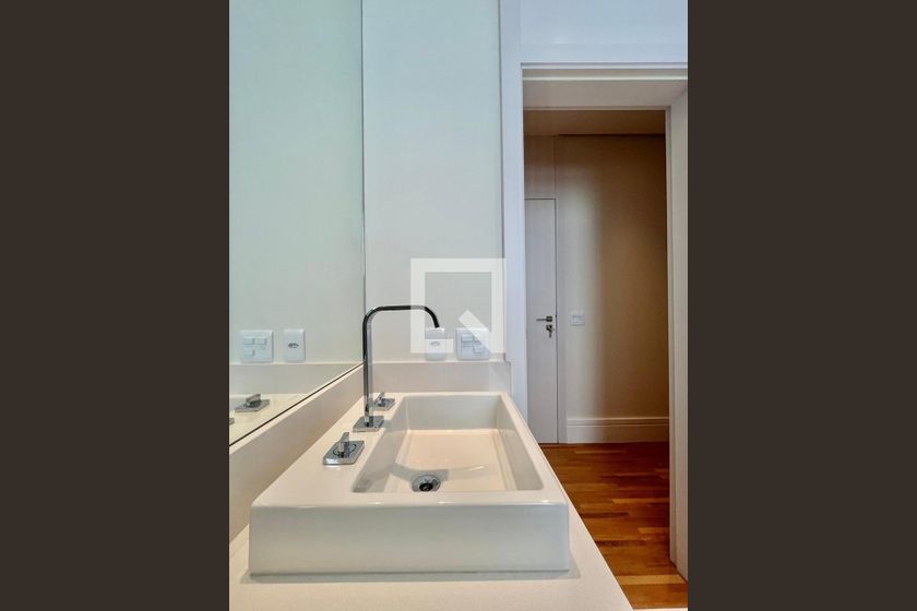 Apartamento à Venda - Cambuí, 3 Quartos,  257 m2 em , Campinas - sp | SoloBR