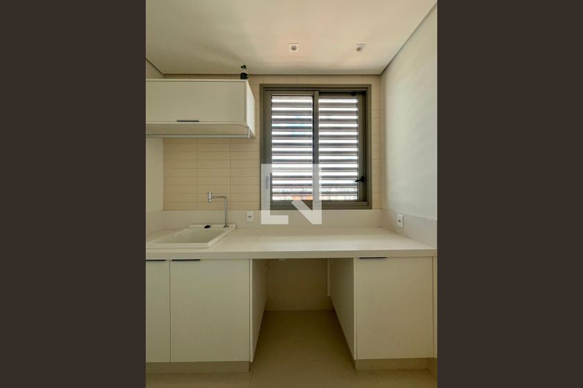 Apartamento à Venda - Cambuí, 3 Quartos,  257 m2 em , Campinas - sp | SoloBR