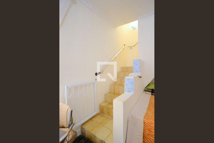 Casa, 3 quartos, 240 m² - Foto 9