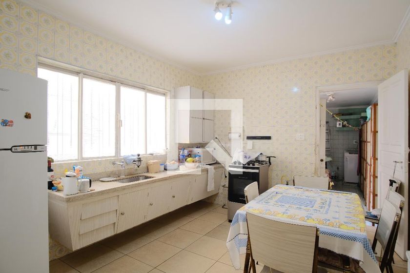Casa, 3 quartos, 240 m² - Foto 49