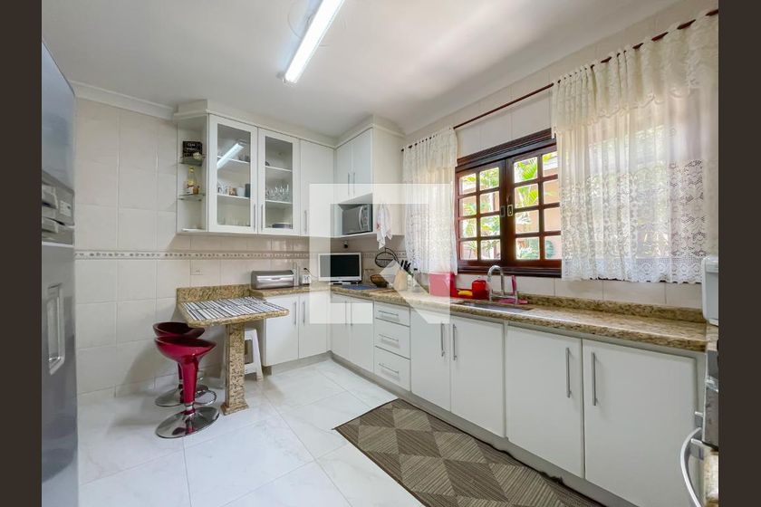 Casa, 4 quartos, 250 m² - Foto 38