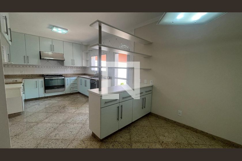 Casa à Venda - Jardim Chapadão, 6 Quartos,  382 m2 em , Campinas - sp | SoloBR