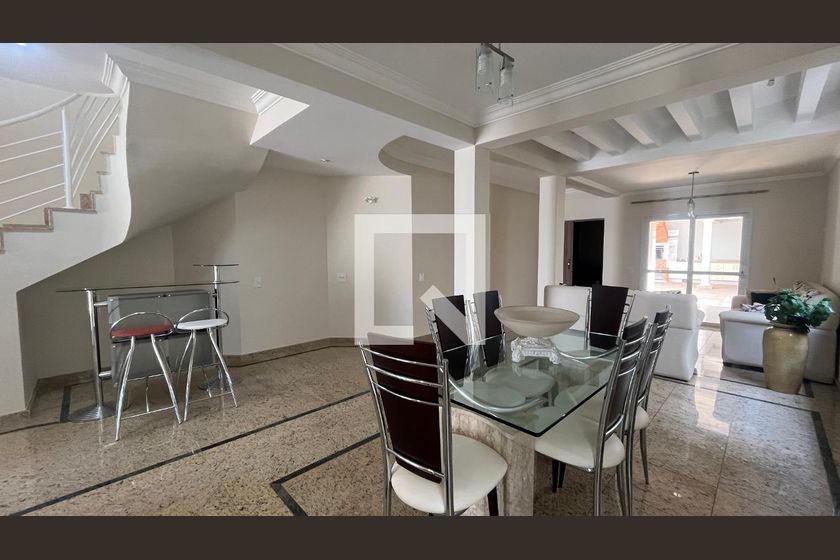 Casa à Venda - Jardim Chapadão, 6 Quartos,  382 m2 em , Campinas - sp | SoloBR