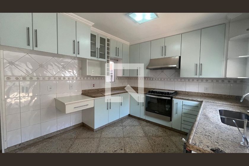 Casa à Venda - Jardim Chapadão, 6 Quartos,  382 m2 em , Campinas - sp | SoloBR