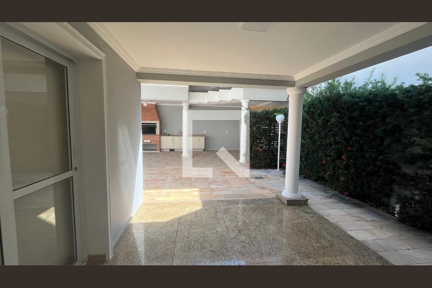 Casa à Venda - Jardim Chapadão, 6 Quartos,  382 m2 em , Campinas - sp | SoloBR