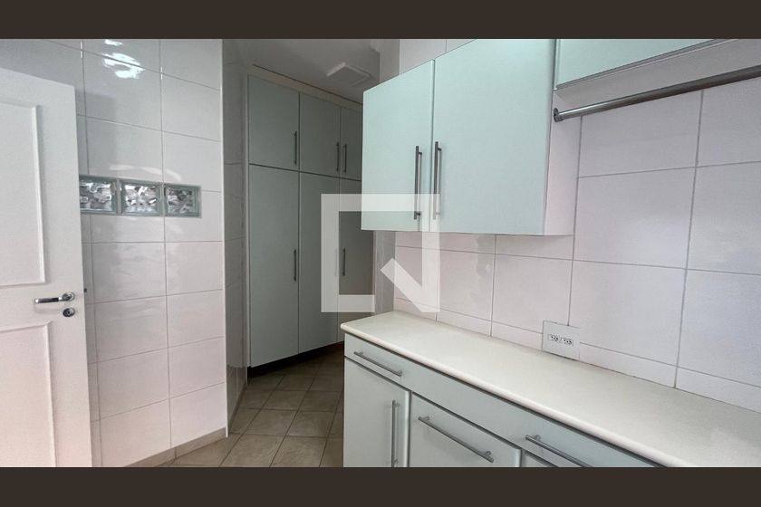 Casa à Venda - Jardim Chapadão, 6 Quartos,  382 m2 em , Campinas - sp | SoloBR