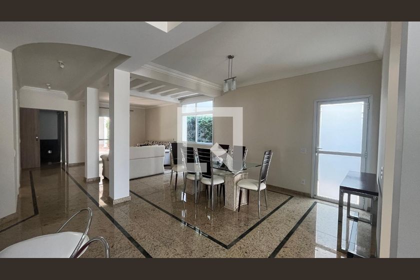 Casa à Venda - Jardim Chapadão, 6 Quartos,  382 m2 em , Campinas - sp | SoloBR