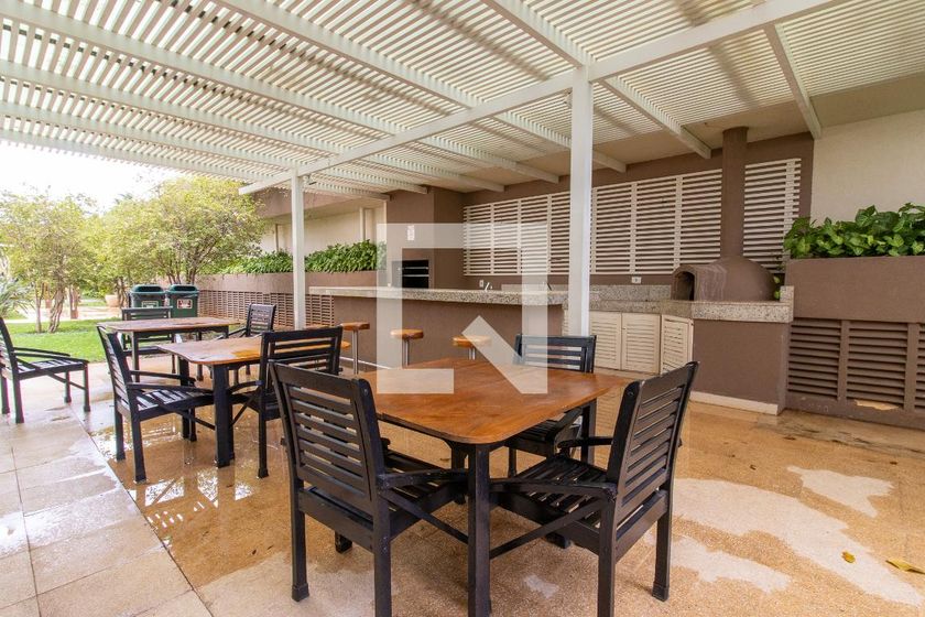 Apartamento à Venda - Lot. Alphaville Campinas, 4 Quartos,  215 m2 em , Campinas - sp | SoloBR
