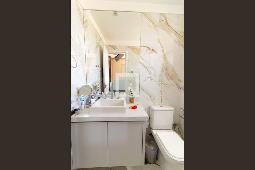 Apartamento à Venda - Lot. Alphaville Campinas, 4 Quartos,  215 m2 em , Campinas - sp | SoloBR