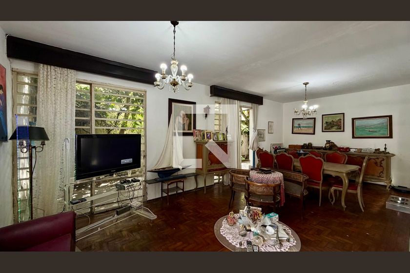 Casa, 3 quartos, 380 m² - Foto 1