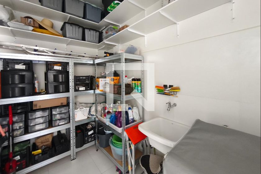 Casa à Venda - Parque Prado, 3 Quartos,  234 m2 em , Campinas - sp | SoloBR
