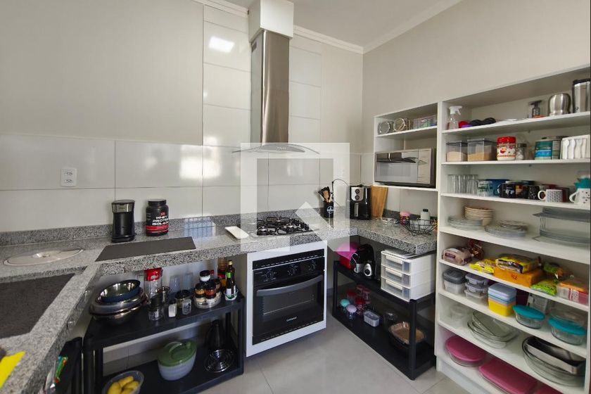 Casa à Venda - Parque Prado, 3 Quartos,  234 m2 em , Campinas - sp | SoloBR
