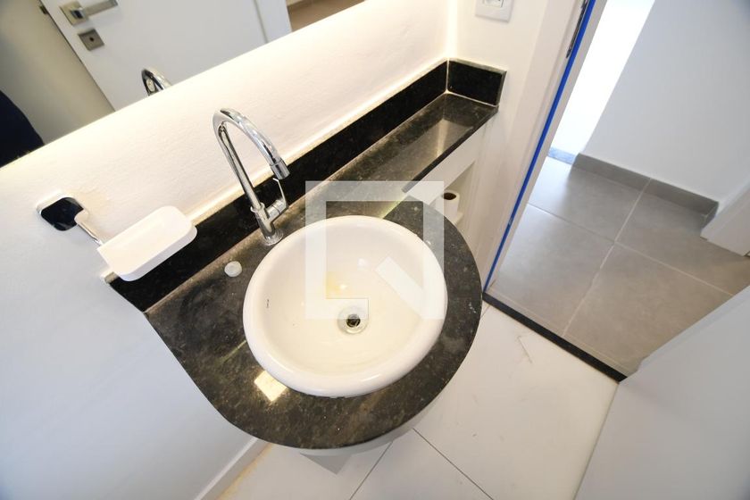Apartamento à Venda - Bosque, 1 Quarto,  51 m2 em , Campinas - sp | SoloBR