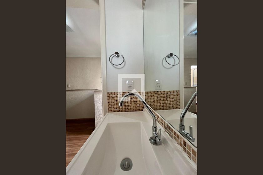Apartamento à Venda - Parque Prado, 2 Quartos,  104 m2 em , Campinas - sp | SoloBR