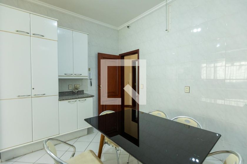 Casa à Venda - Nova Campinas, 4 Quartos,  488 m2 em , Campinas - sp | SoloBR