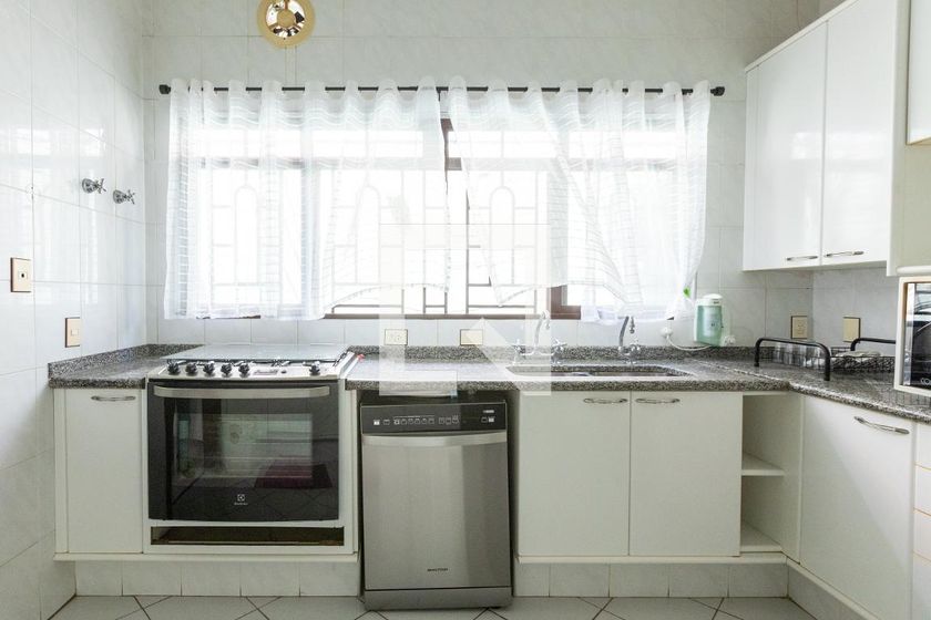 Casa à Venda - Nova Campinas, 4 Quartos,  488 m2 em , Campinas - sp | SoloBR