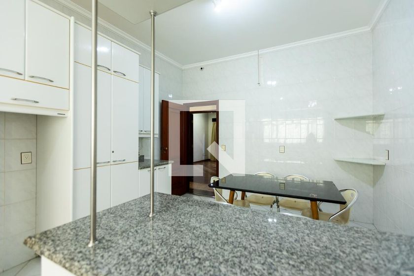 Casa à Venda - Nova Campinas, 4 Quartos,  488 m2 em , Campinas - sp | SoloBR
