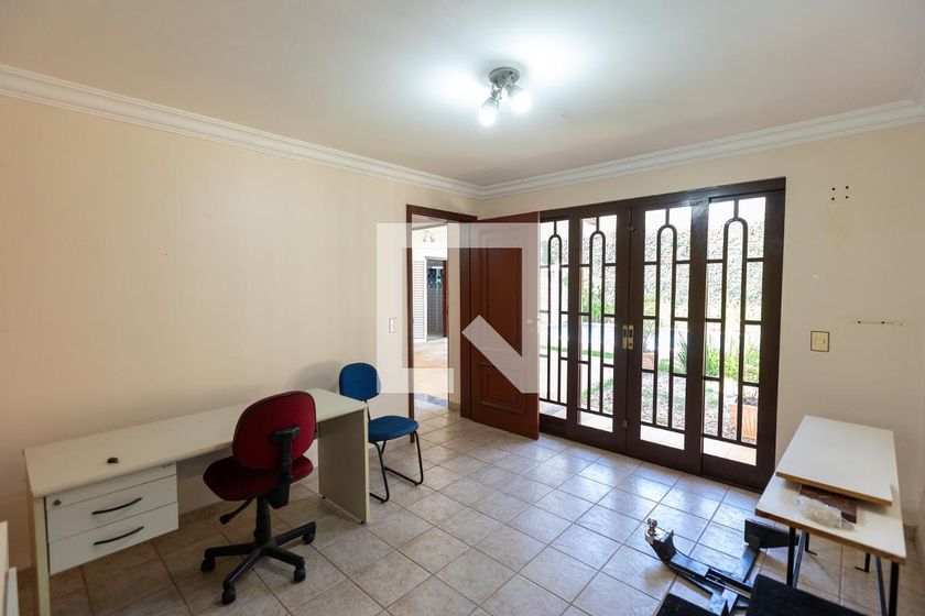 Casa à Venda - Nova Campinas, 4 Quartos,  488 m2 em , Campinas - sp | SoloBR