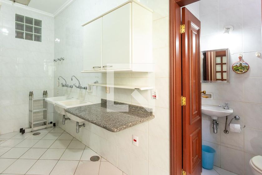 Casa à Venda - Nova Campinas, 4 Quartos,  488 m2 em , Campinas - sp | SoloBR