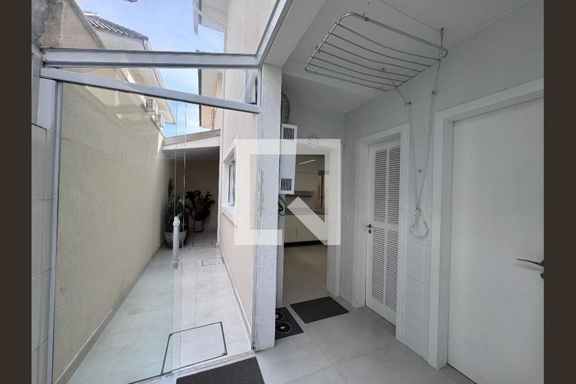 Casa, 4 quartos, 282 m² - Foto 46