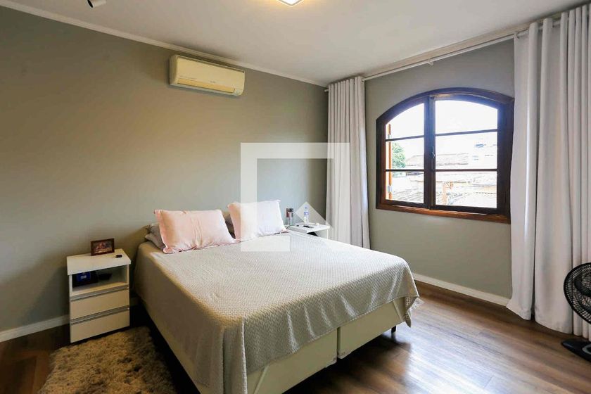 Casa, 3 quartos, 245 m² - Foto 29