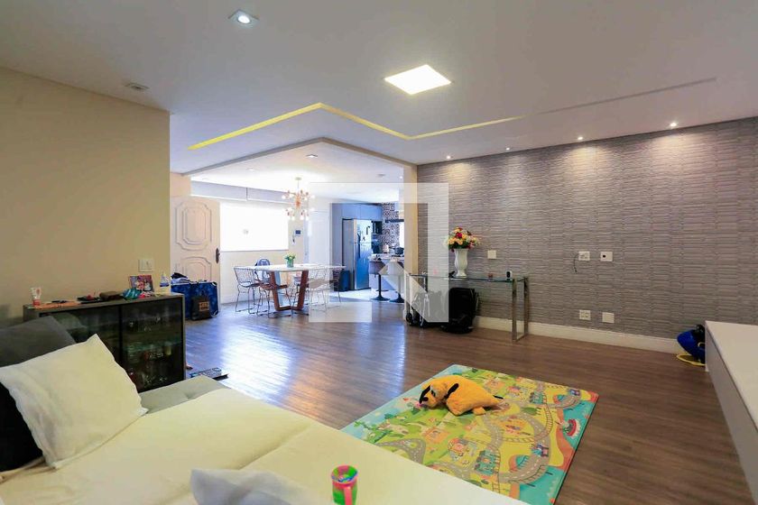 Casa, 3 quartos, 245 m² - Foto 8