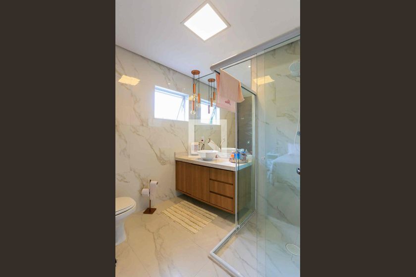 Casa, 3 quartos, 245 m² - Foto 36