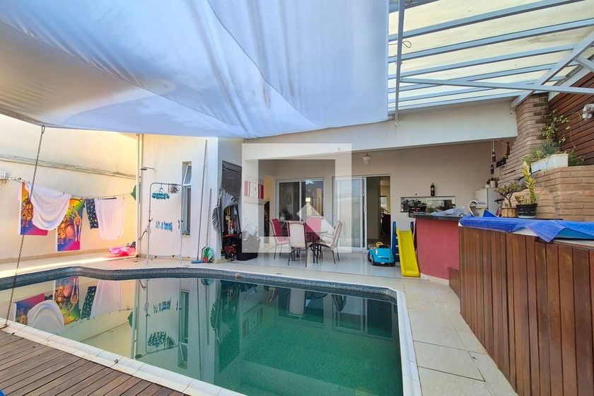 Casa à Venda - Swiss Park, 5 Quartos,  400 m2 em , Campinas - sp | SoloBR