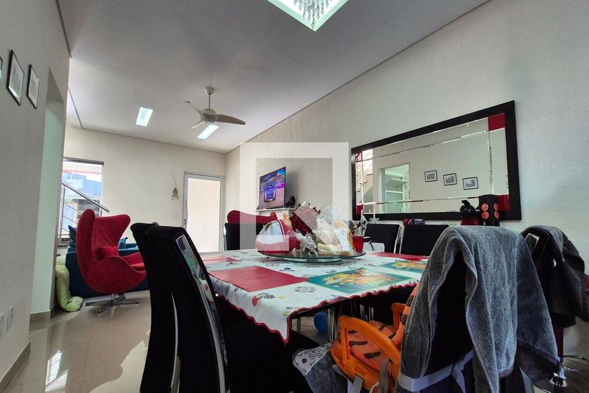 Casa à Venda - Swiss Park, 5 Quartos,  400 m2 em , Campinas - sp | SoloBR