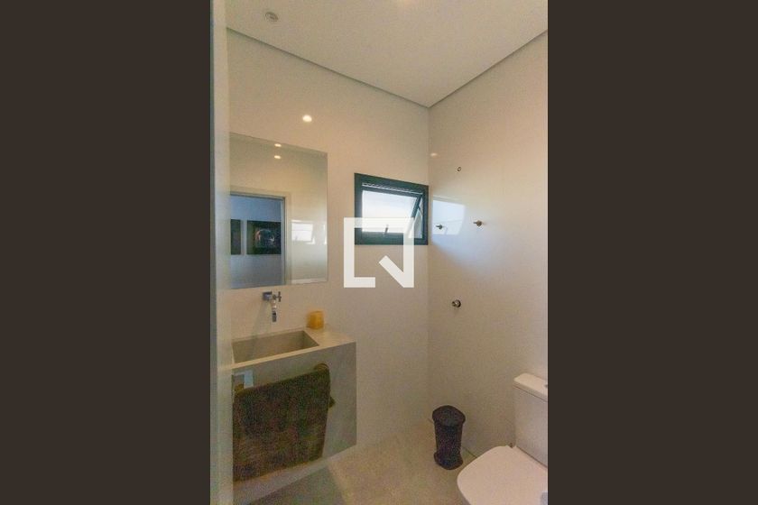 Casa à Venda - Swiss Park, 3 Quartos,  330 m2 em , Campinas - sp | SoloBR