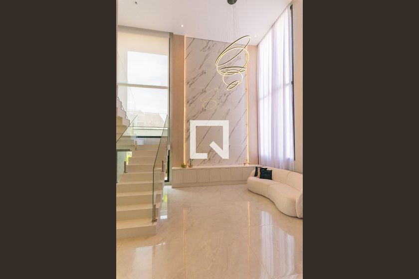 Casa à Venda - Swiss Park, 3 Quartos,  330 m2 em , Campinas - sp | SoloBR