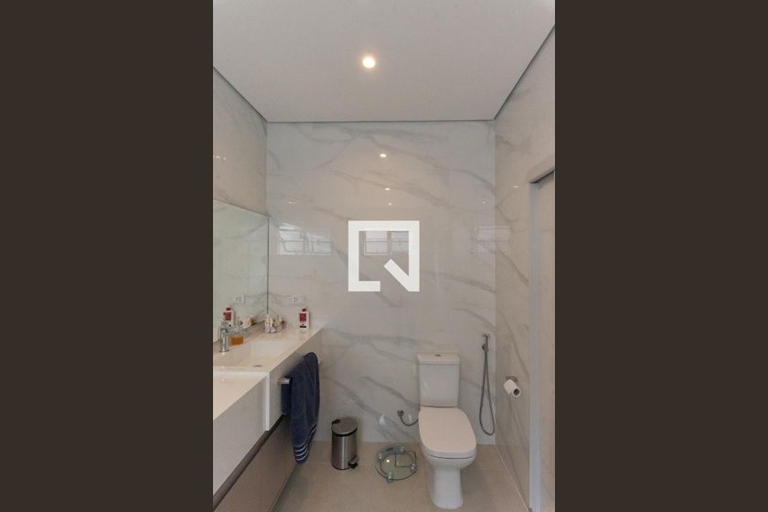 Casa à Venda - Swiss Park, 3 Quartos,  330 m2 em , Campinas - sp | SoloBR