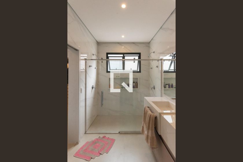 Casa à Venda - Swiss Park, 3 Quartos,  330 m2 em , Campinas - sp | SoloBR