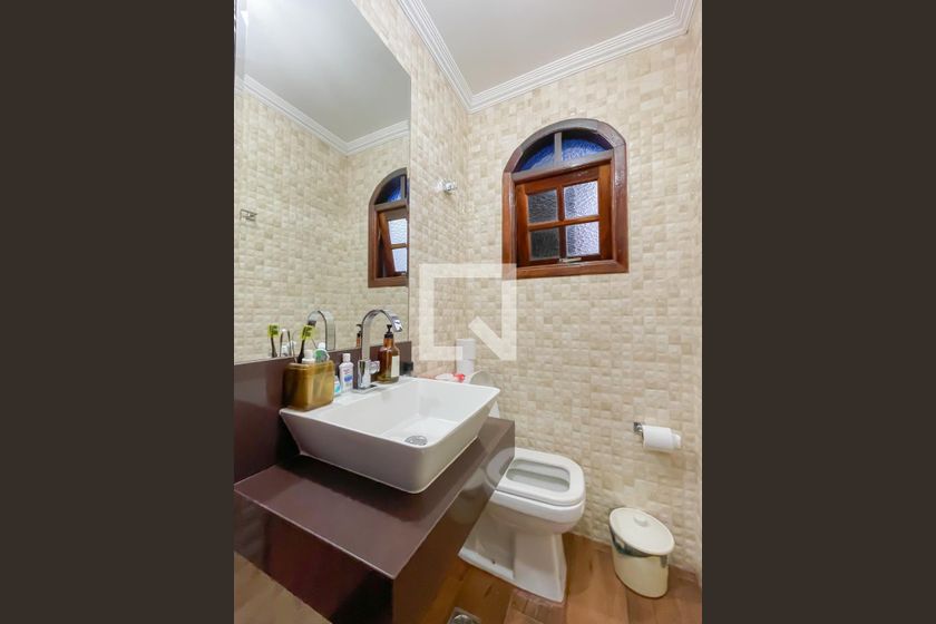 Casa, 3 quartos, 234 m² - Foto 33