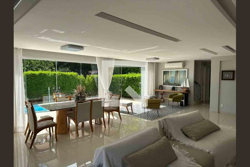 Casa, 4 quartos, 290 m² - Foto 1