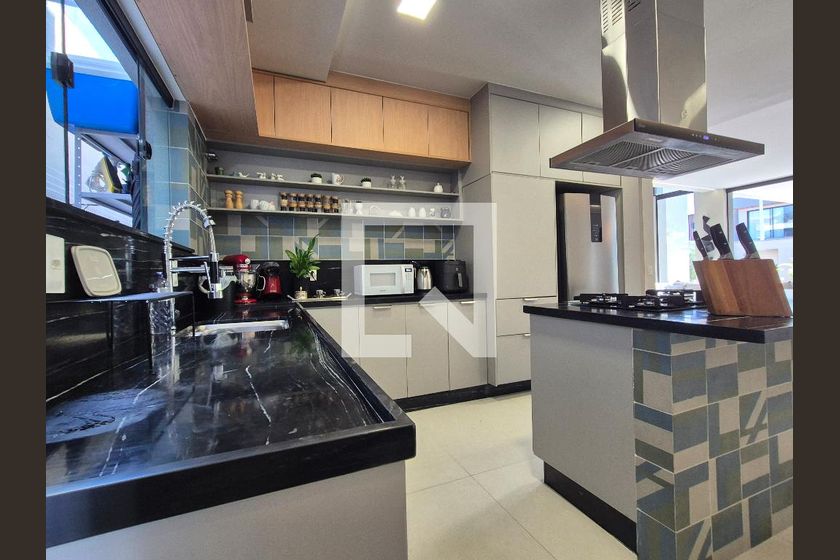 Casa, 3 quartos, 325 m² - Foto 113