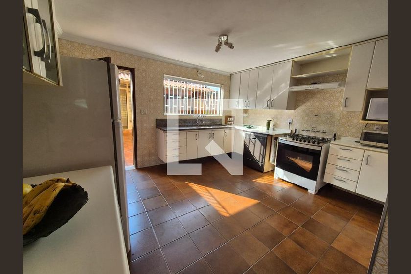Casa, 4 quartos, 180 m² - Foto 37