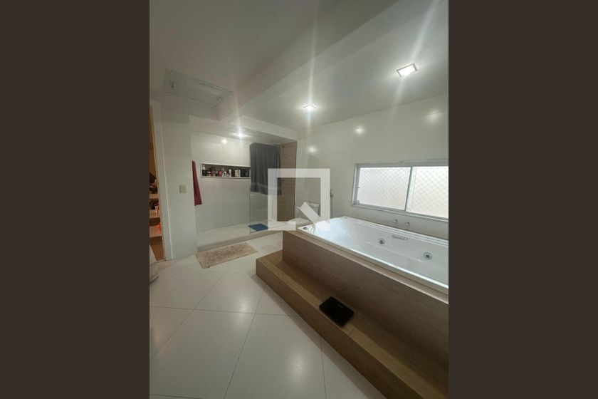 Casa, 4 quartos, 273 m² - Foto 57